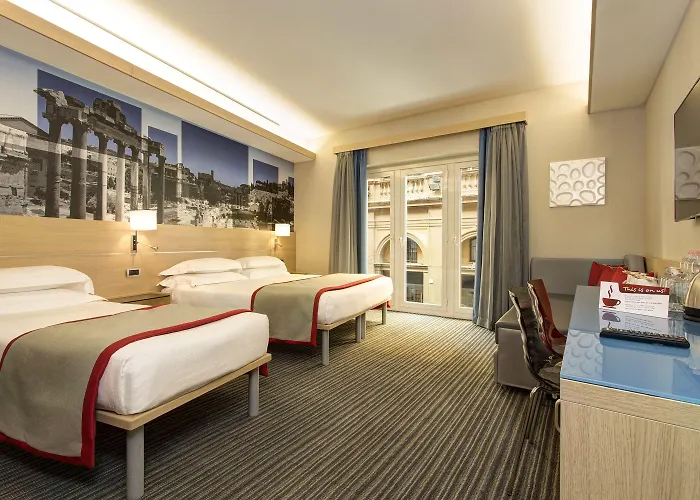 Iq Hotel 4*
